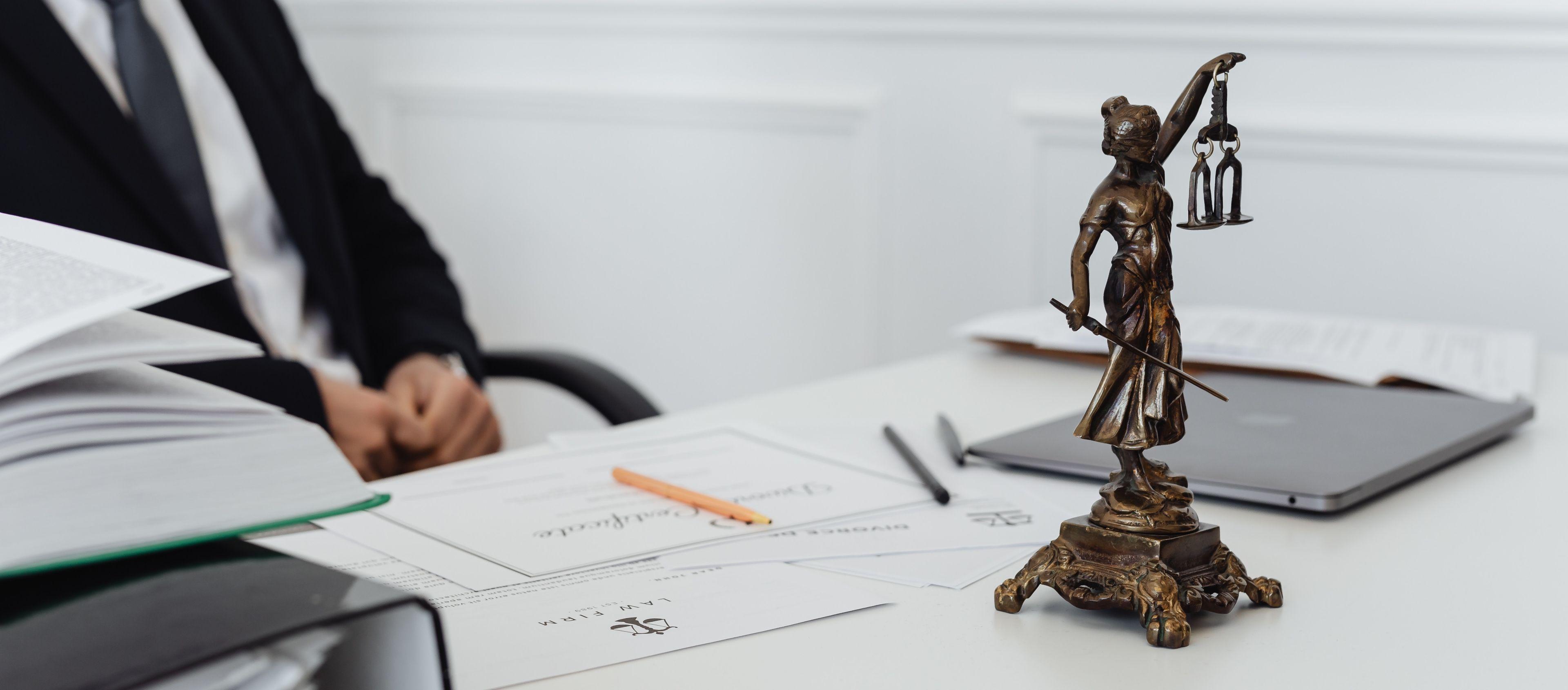 LLM International Business and Commercial Law
