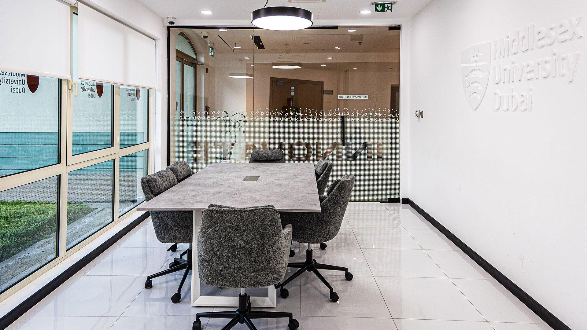 Middlesex University Dubai are delighted to announce that the MDX Innovation Hub (MIH) has signed a landmark Memorandum of Understanding with the LUMS Centre for Entrepreneurship (LCE) in Pakistan.